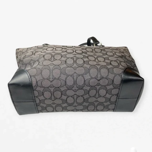 Coach Black Signature Jacquard Tote Shoulder Bag with Leather Trim + zip wallet - Picture 5 of 16